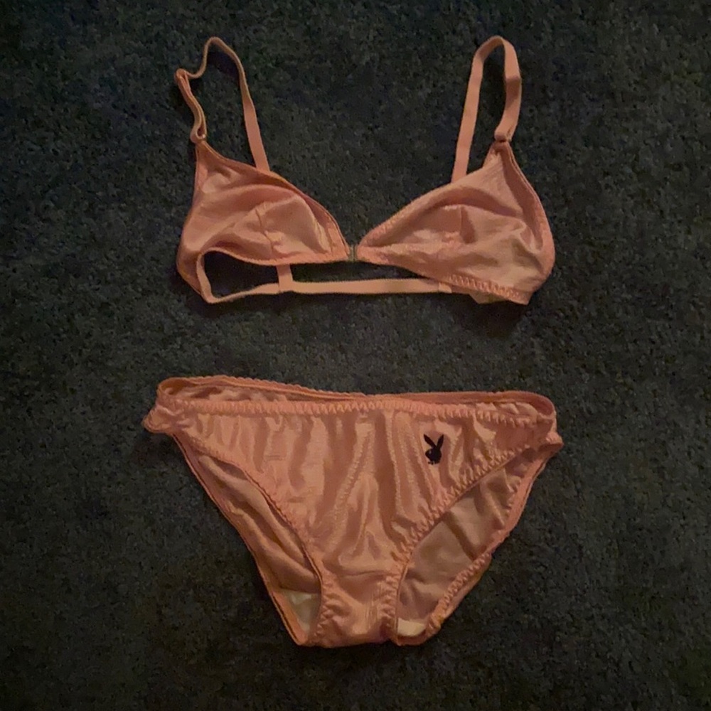 Vintage 60s playboy baby pink bra set